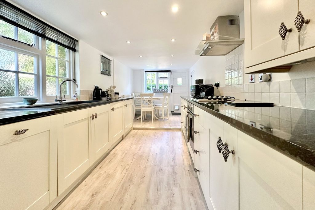 Property photo 2 of 15 Picture No. 09