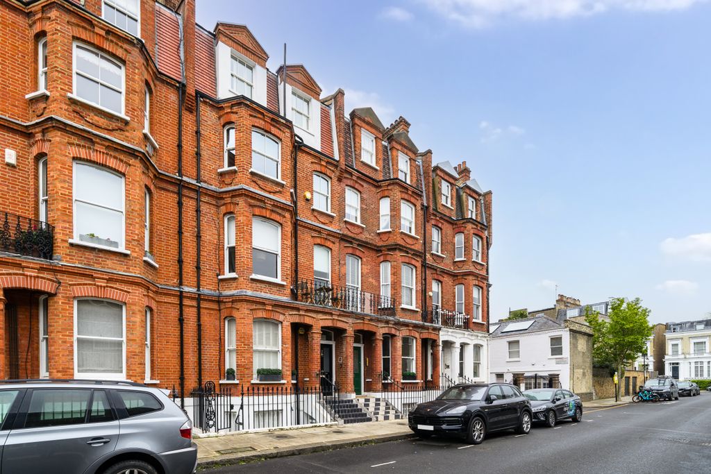 Property photo 2 of 10