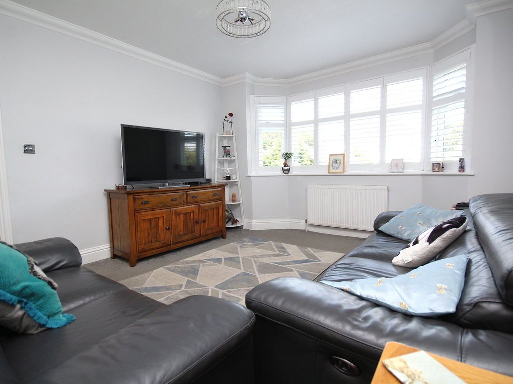 Property photo 3 of 29