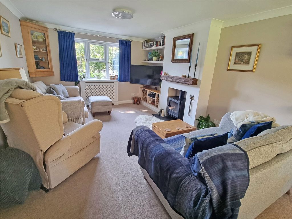 Property photo 3 of 20 Picture No. 04