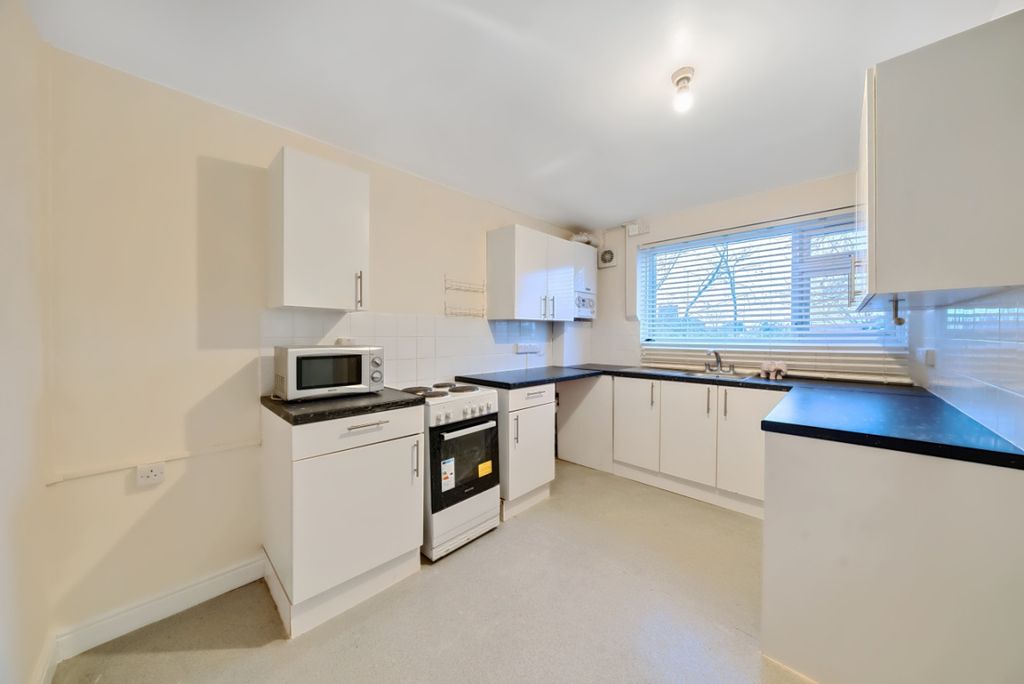 Property photo 1 of 5 1084812 (3)