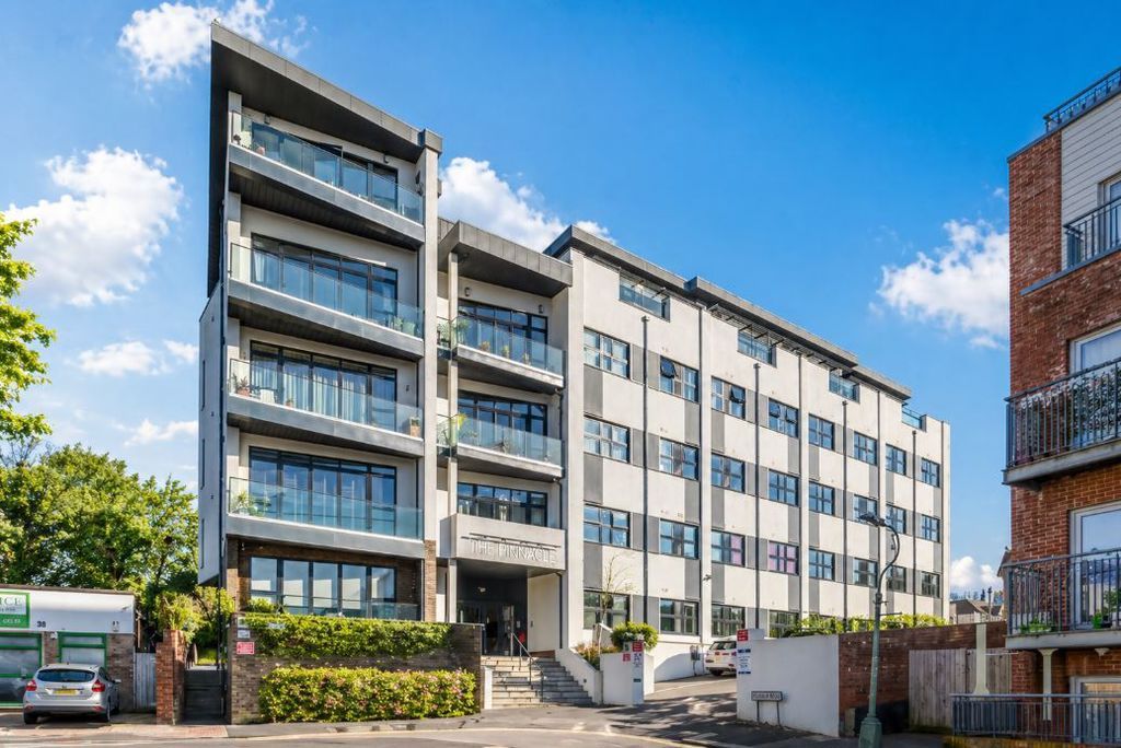 Property photo 1 of 8 Photo 1