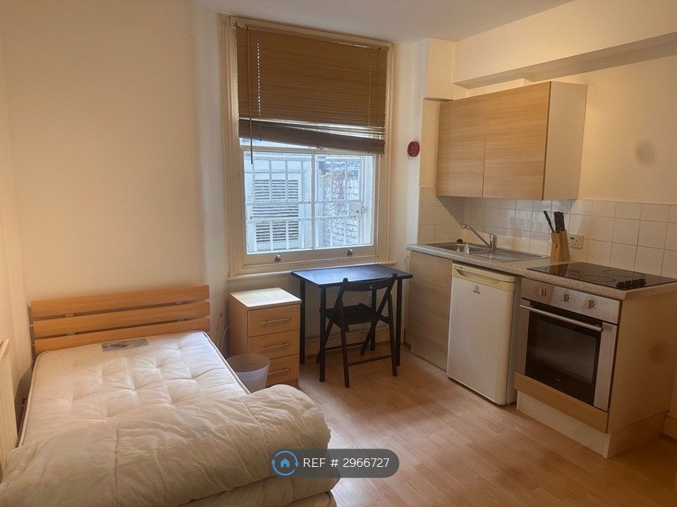 Property photo 1 of 6 2002