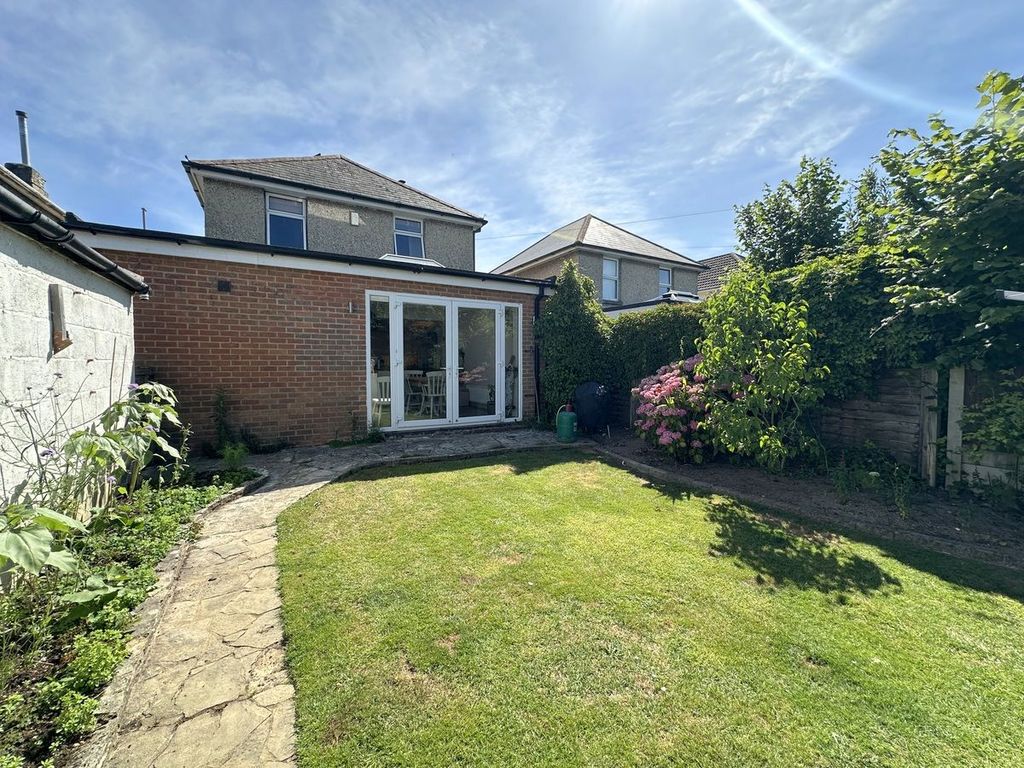Property photo 3 of 29