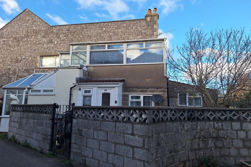 Property photo 2 of 11 Front Of Flat