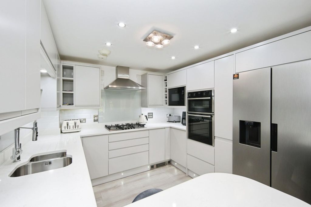 Property photo 2 of 27 5-19.Jpg