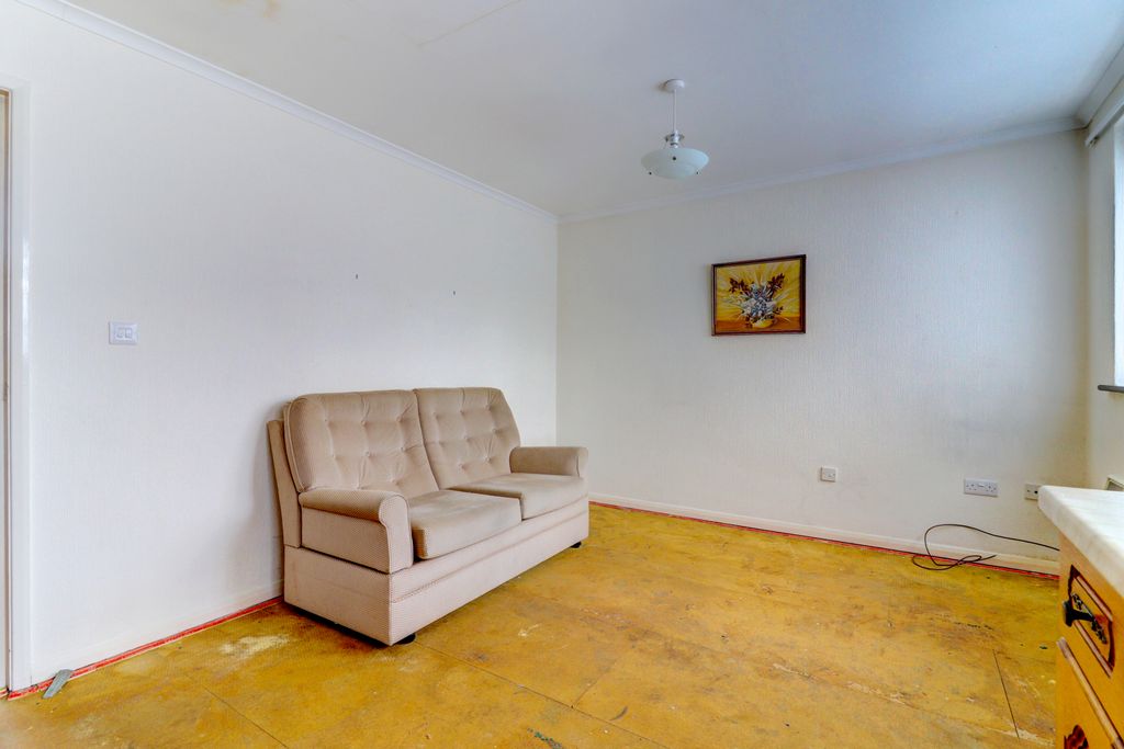 Property photo 3 of 7 Picture No. 04