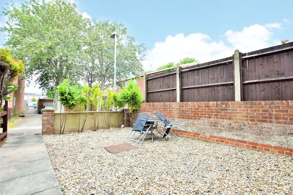Property photo 2 of 6 Rear