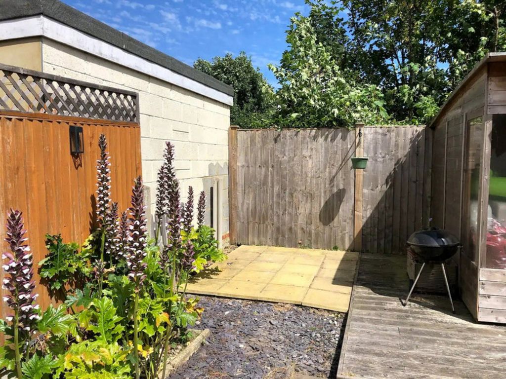Property photo 3 of 19