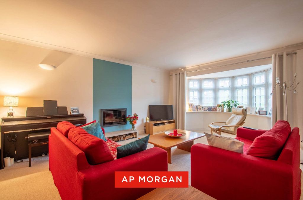 Property photo 2 of 25 Picture No. 30