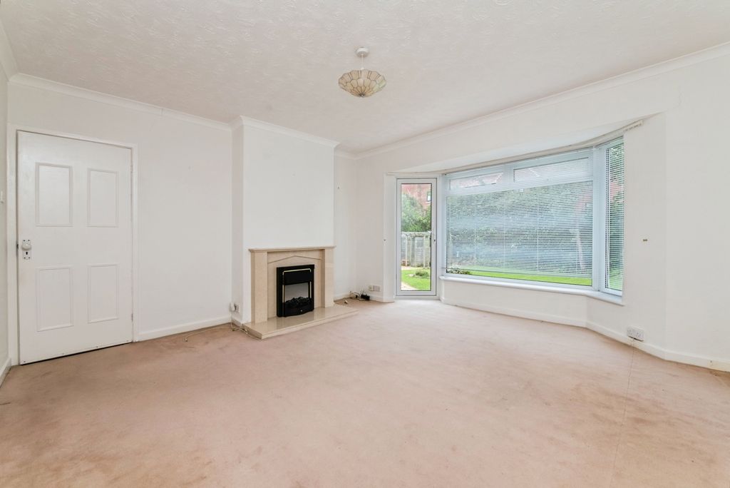 Property photo 2 of 16 Photo