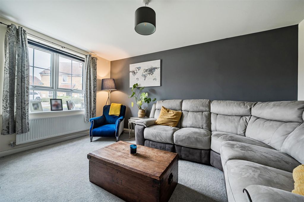 Property photo 3 of 14 1358639-17-68De6Baa35F6B.Jpg