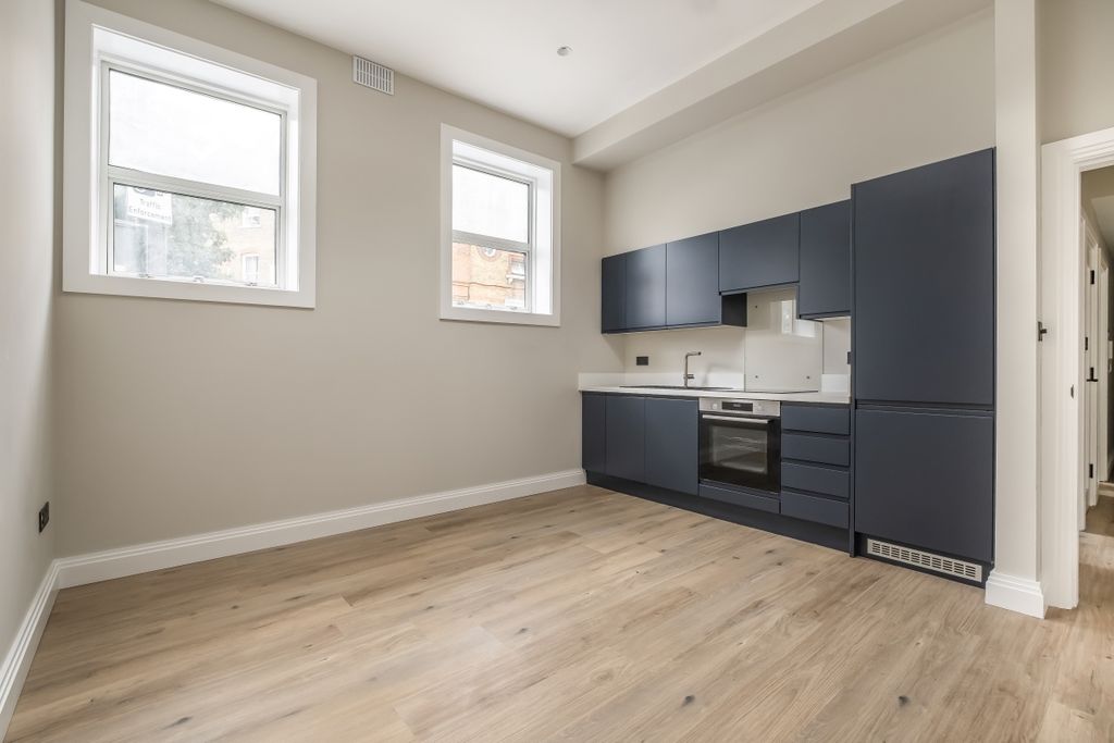 Property photo 1 of 14 Kitchen