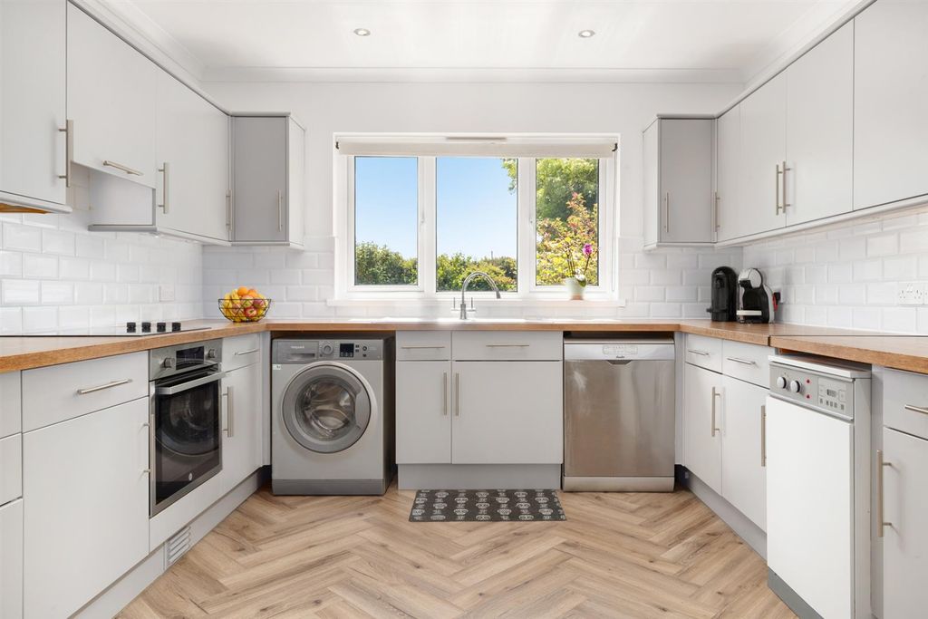 Property photo 3 of 48 Windyridge,-Simpson-Cross,-Haverfordwest,-Sa0062-0