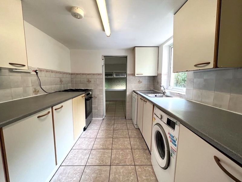 Property photo 3 of 9 Photo 14