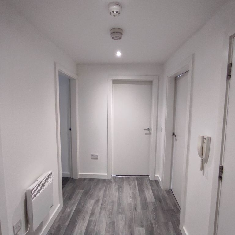 Property photo 3 of 6