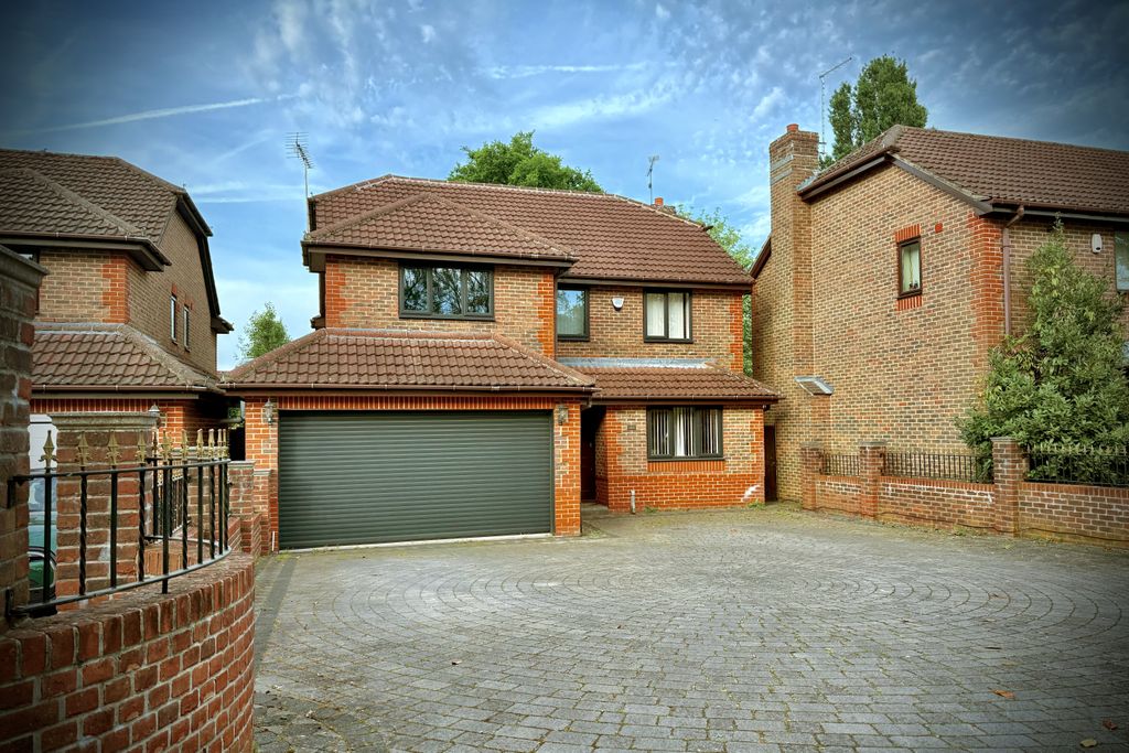 Property photo 1 of 21 Enlight1742 (1)