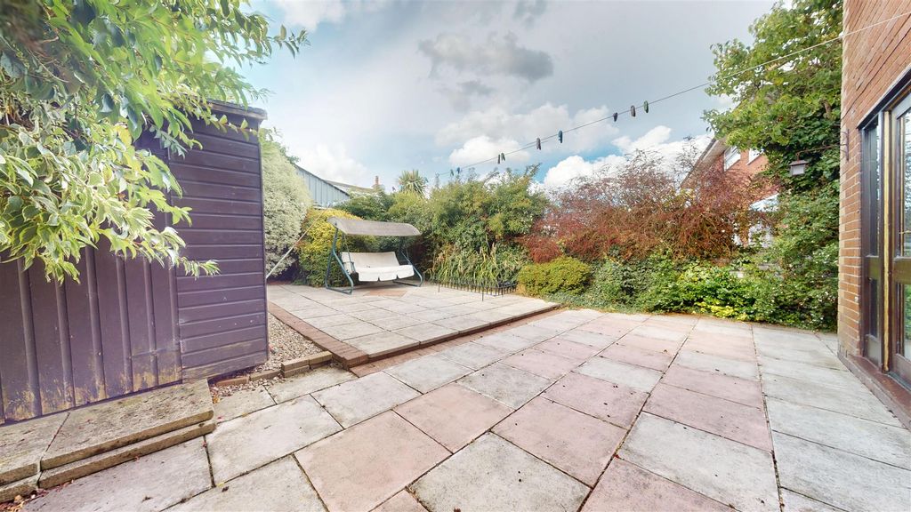 Property photo 2 of 20 Wrigley Road Rear Garden