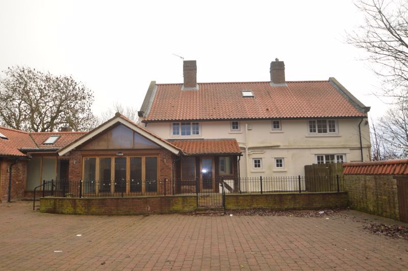 Property photo 2 of 19 Photo 8