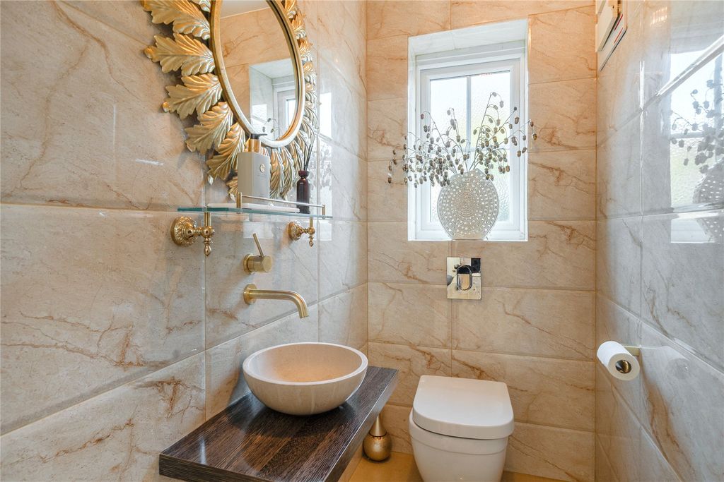 Additional image 23 of 6 bed country house for saleSandringham Drive, Dartford, Kent DA2