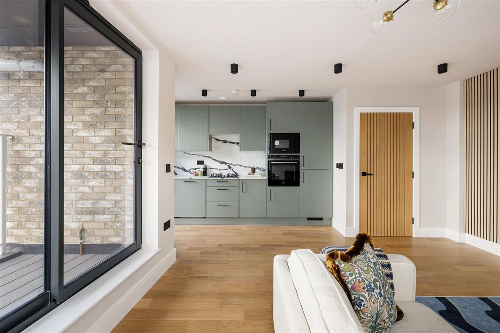 Property photo 3 of 17 Bf1A4466.Jpg