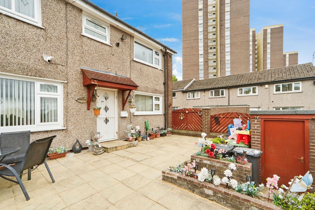 Property photo 1 of 16