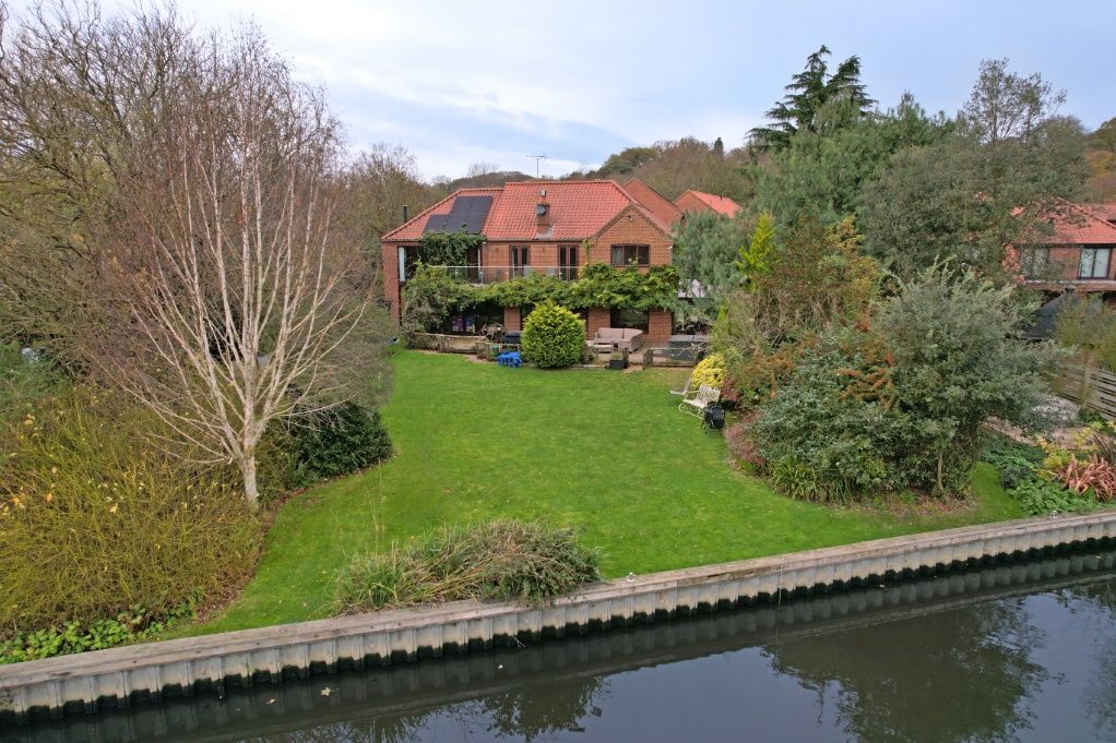 Property photo 1 of 31