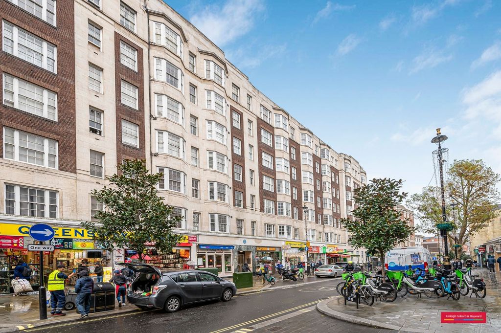 Property photo 3 of 9 External