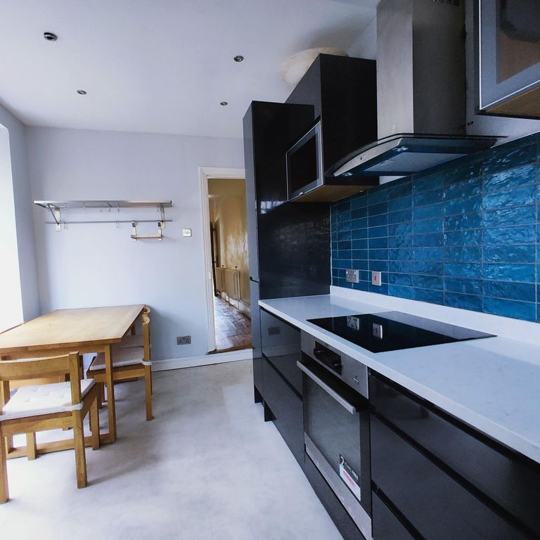Property photo 2 of 16 Kitchen
