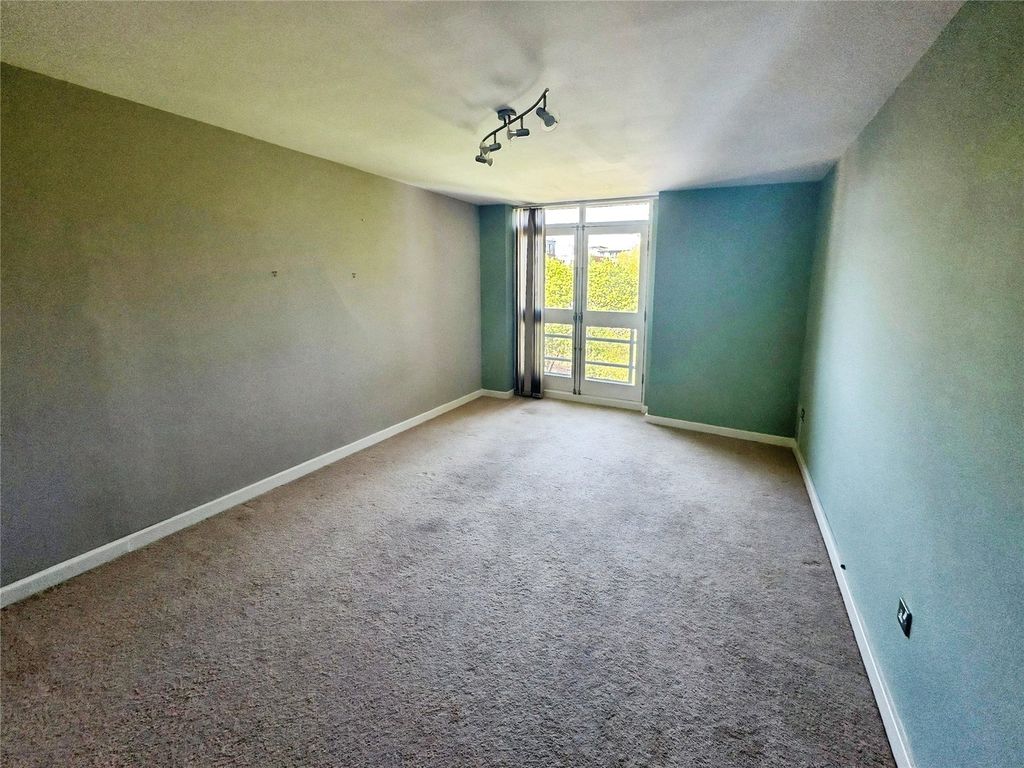 Property photo 3 of 9 Picture No. 21