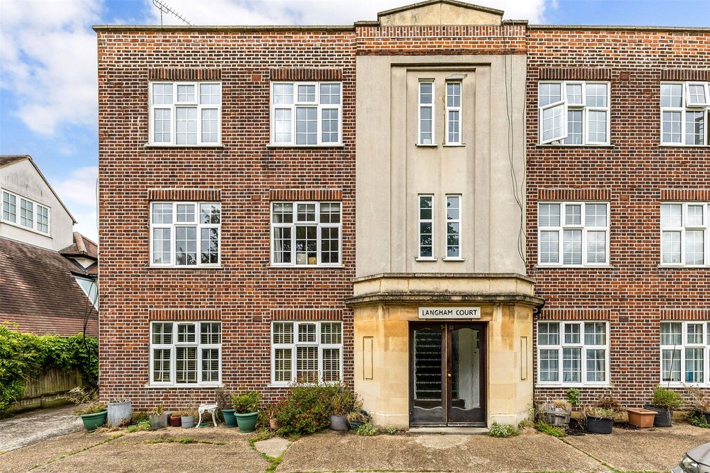 Property photo 1 of 15 Picture No. 05