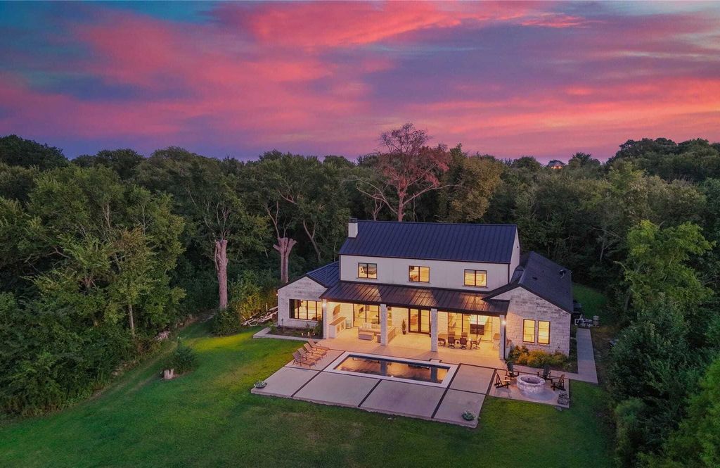 Property photo 1 of 31