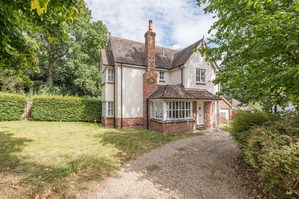 Property photo 1 of 18