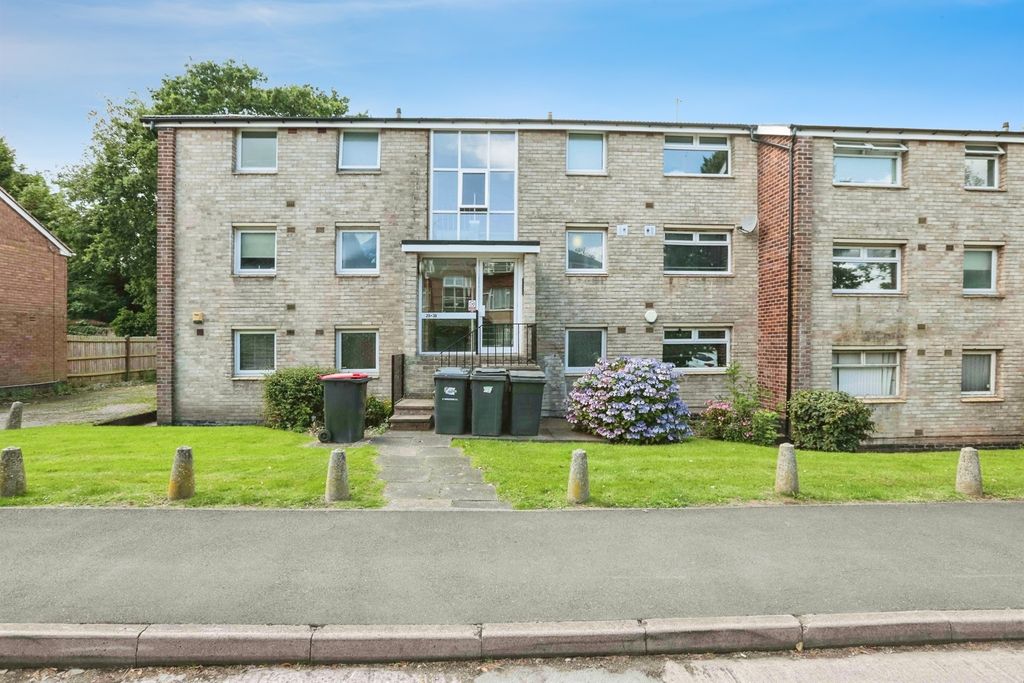 Property photo 1 of 9