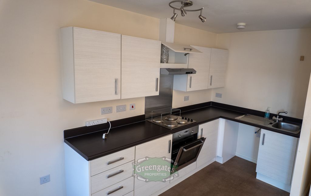 Property photo 2 of 15 Dji_20260330162130_0323_D