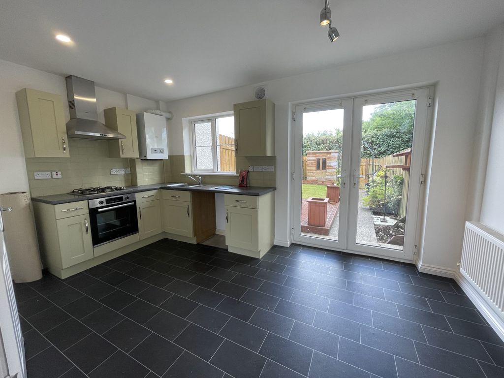 Additional image 4 of 2 bed terraced house to rentCampion Crescent, Reayrt Ny Keylley, Peel, Isle Of Man IM5