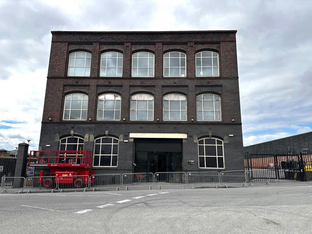 Property photo 1 of 9 P1.Jpg