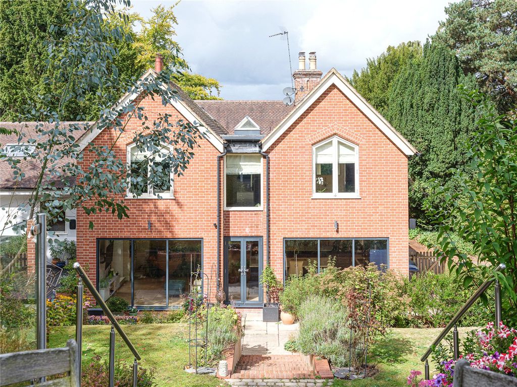 Property photo 1 of 39 Picture No. 30