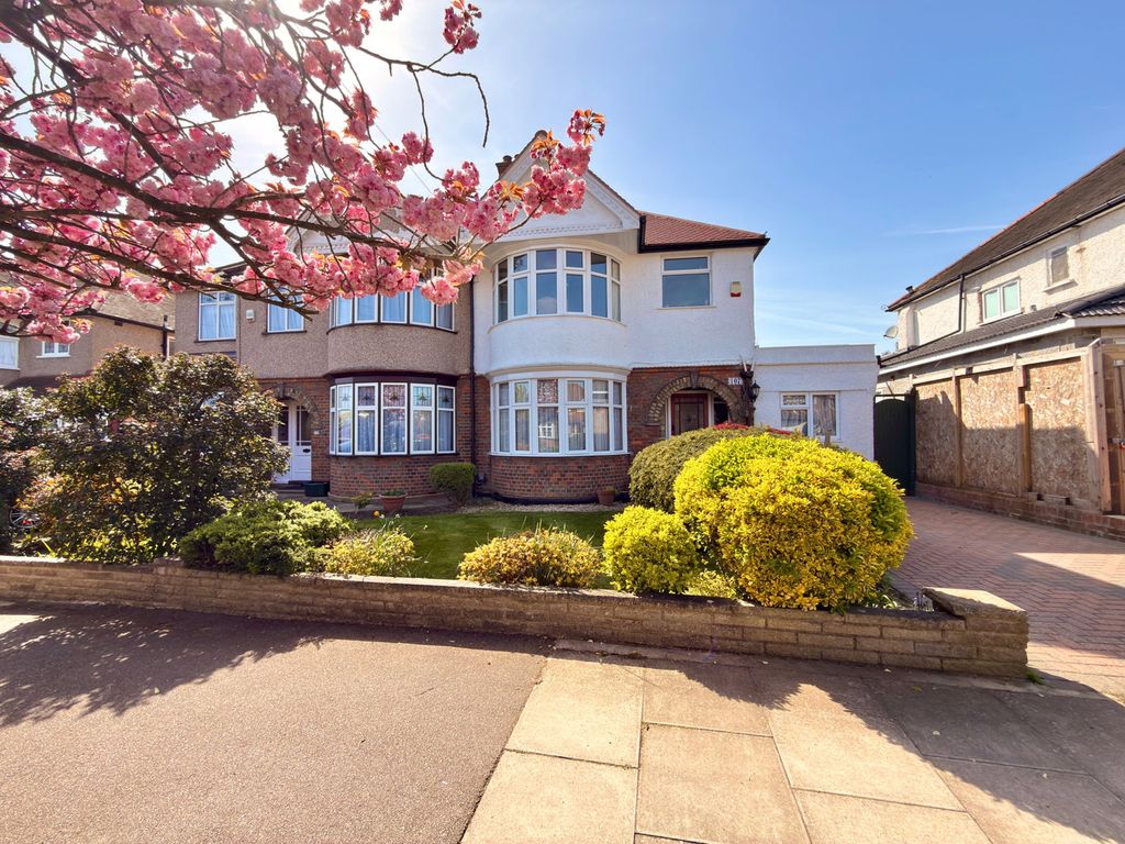 Property photo 1 of 22