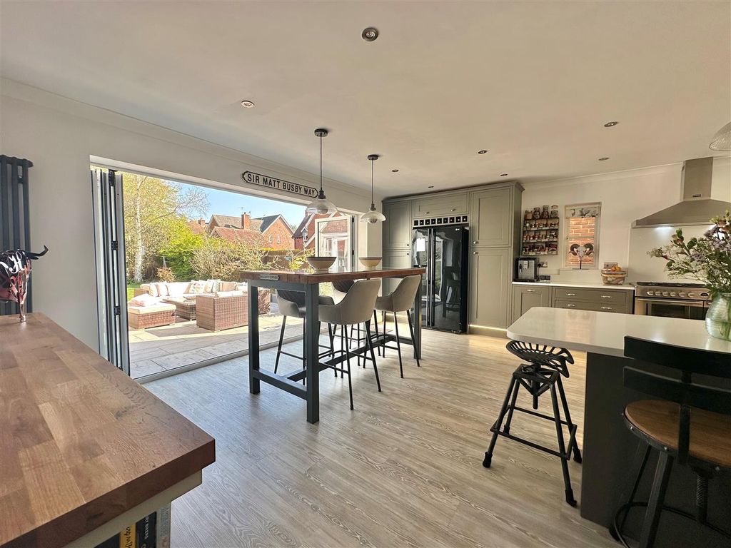 Property photo 2 of 55 016.Jpg
