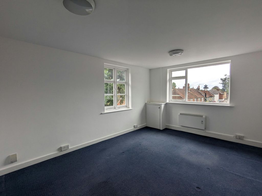 Property photo 2 of 4 1000003748.Jpg