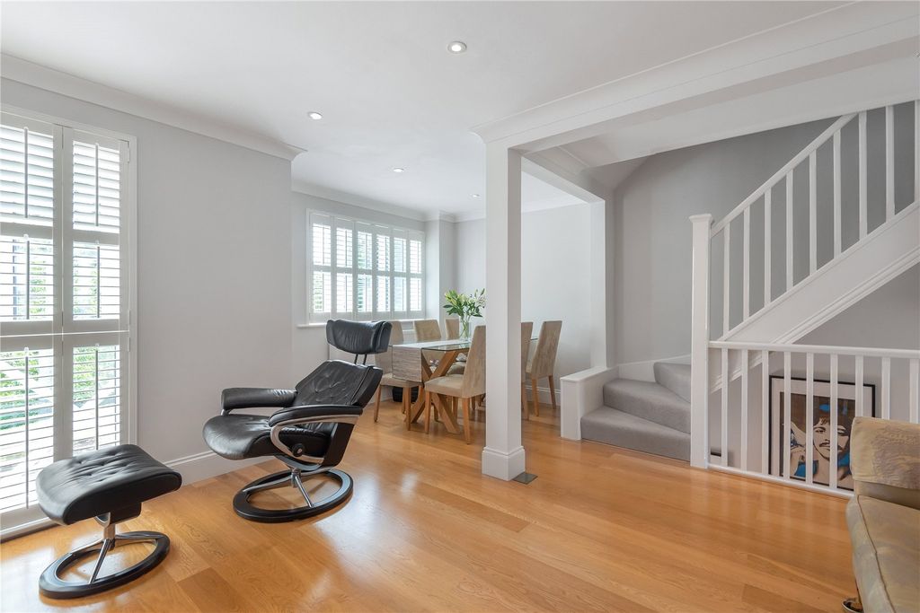 Property photo 2 of 16 Picture 2