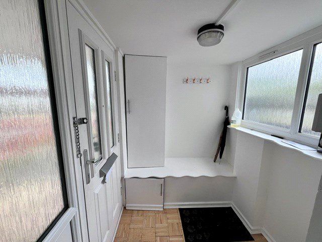Property photo 2 of 26 Picture No. 12