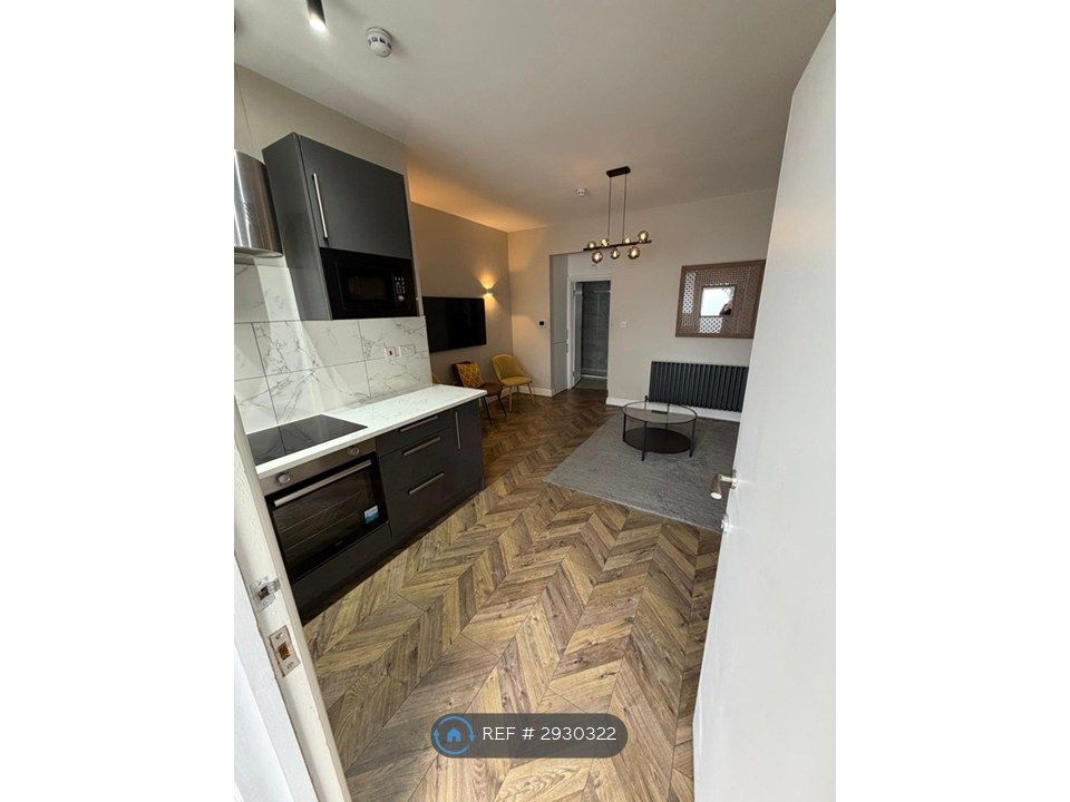 Property photo 1 of 35
