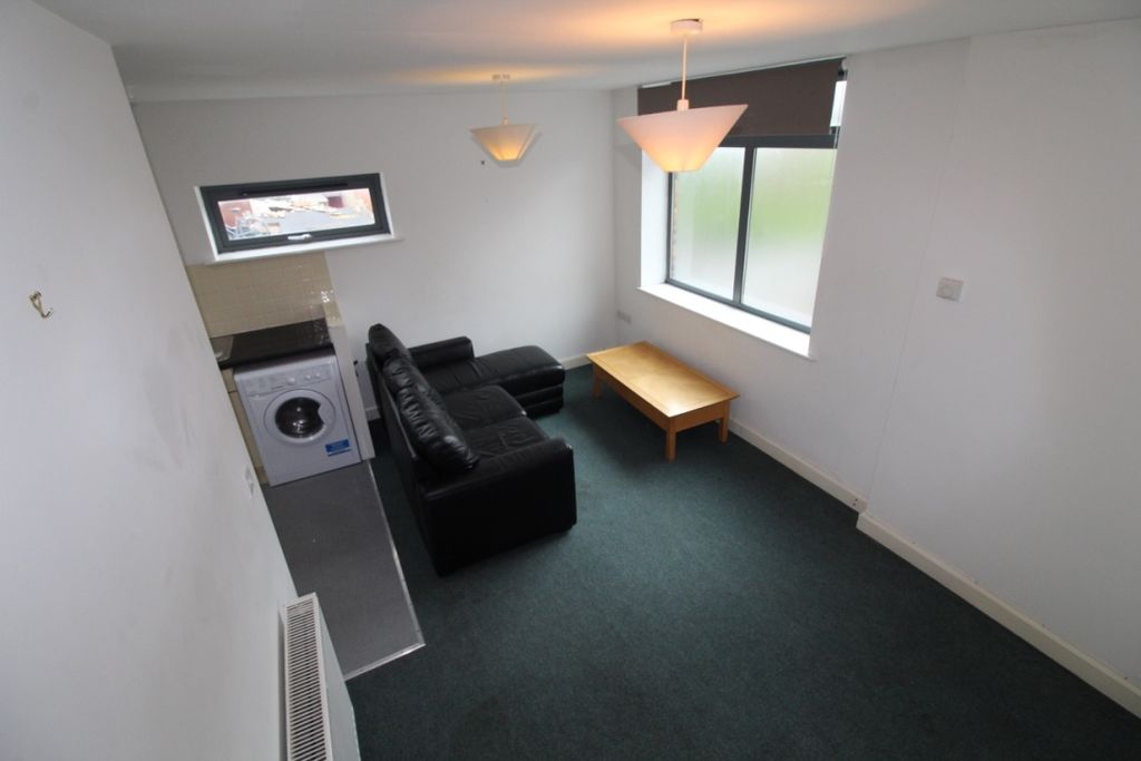 Property photo 2 of 7