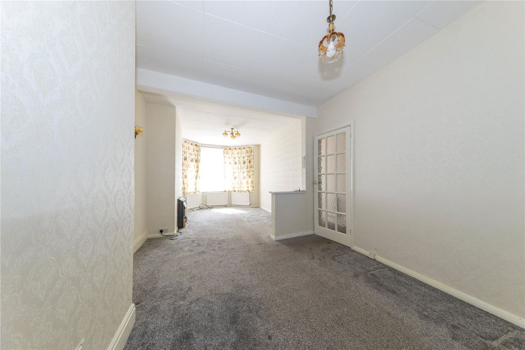 Property photo 3 of 15 Picture No. 08