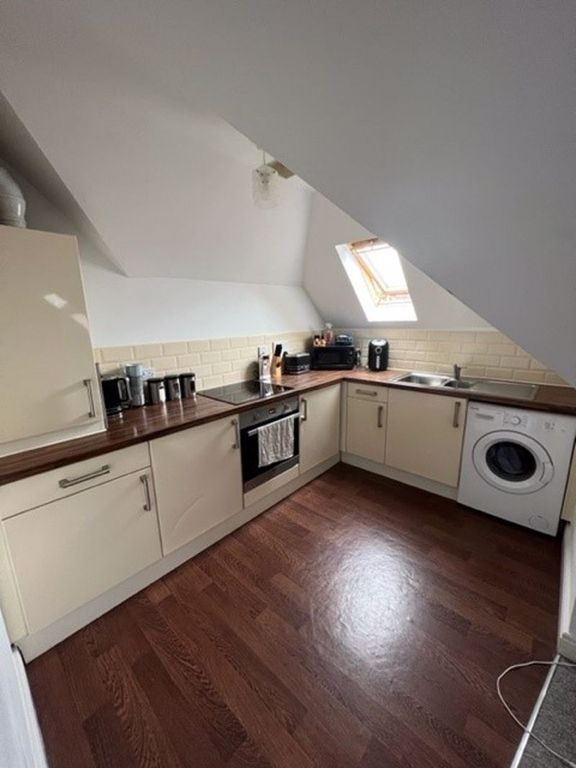 Property photo 3 of 9 Photo 3