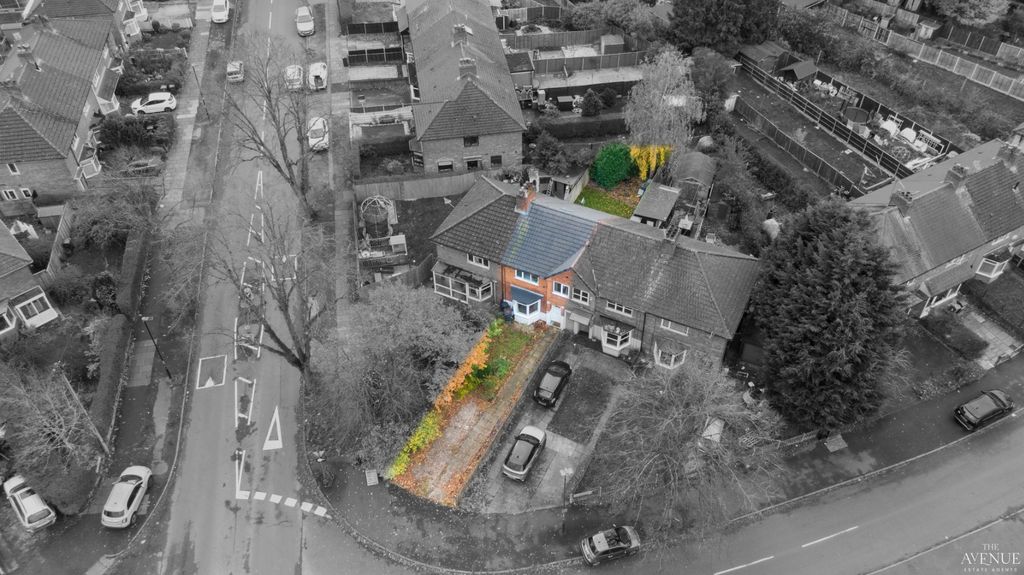 Property photo 3 of 28 4647268