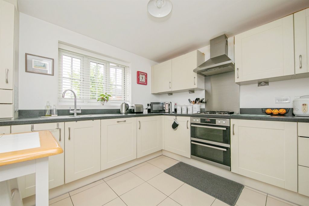 Property photo 3 of 22