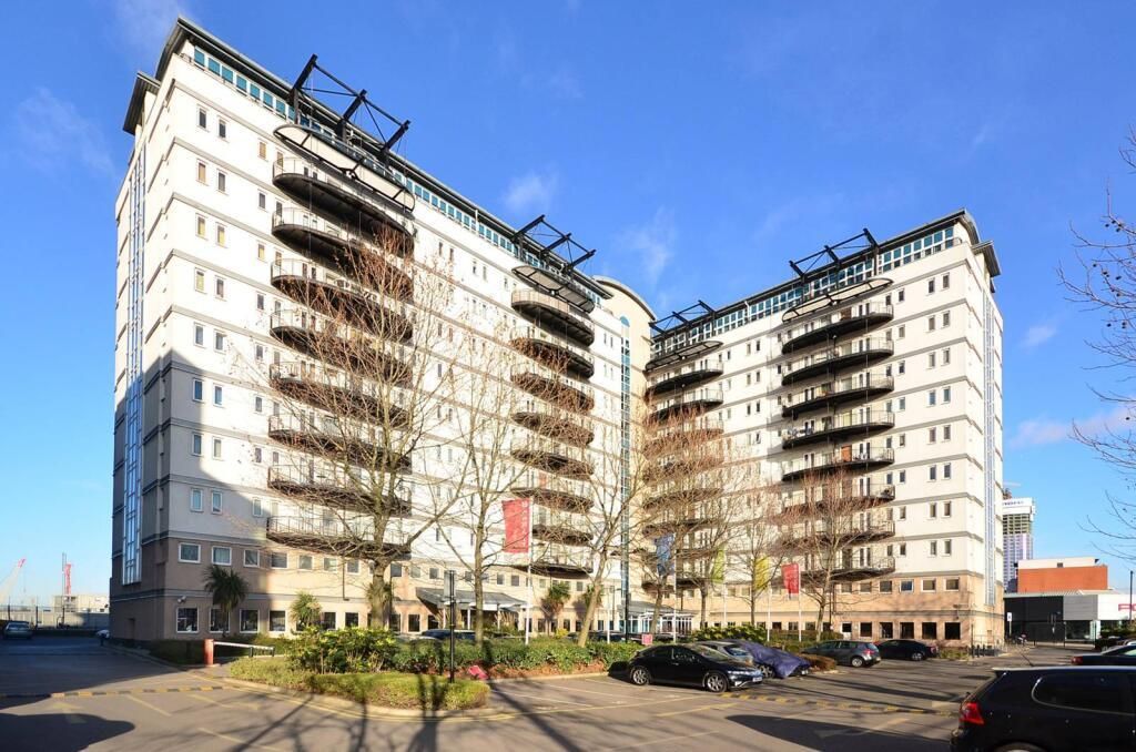 Property photo 1 of 8